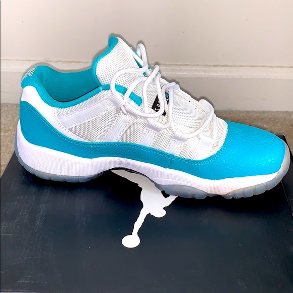 Air Jordan Aqua 11s - Picture 5 of 6